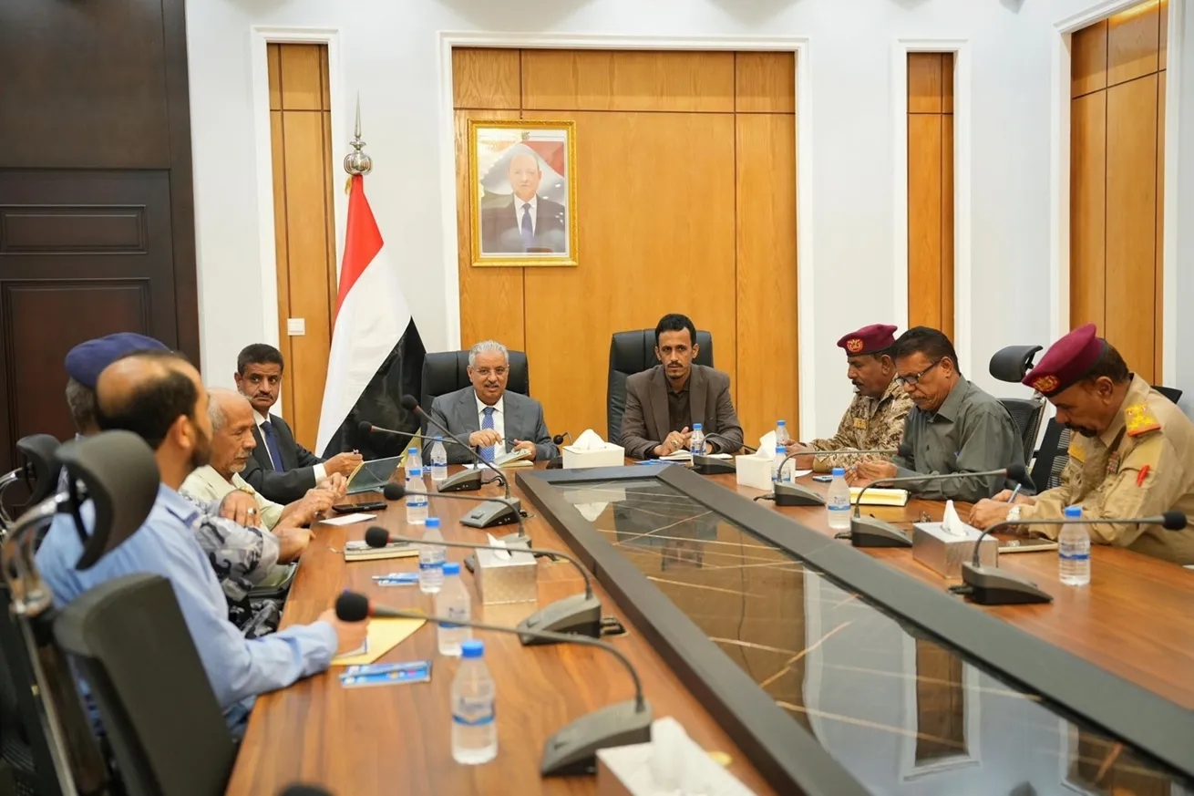 اللجنة الأمنية بحضرموت تعقد اجتماعها بحضور رئيس الجهاز المركزي لأمن الدولة 