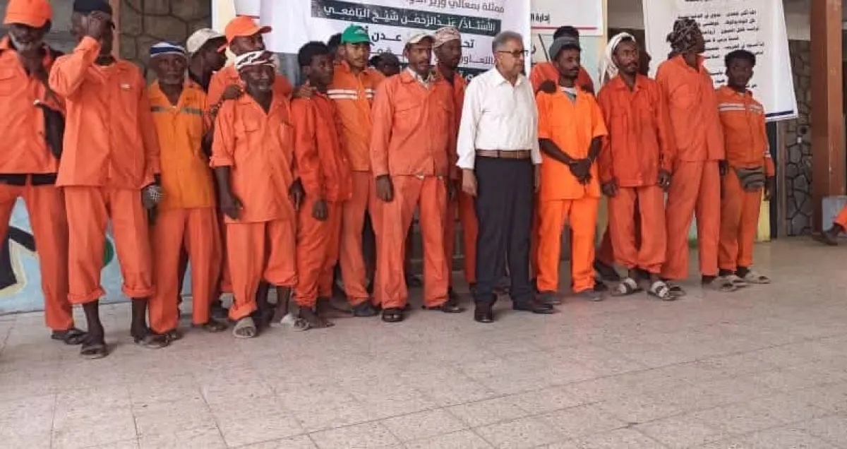 المدير العام التنفيذي لصندوق النظافة يهنئ عمال الصندوق بمناسبة عيدهم العمالي.