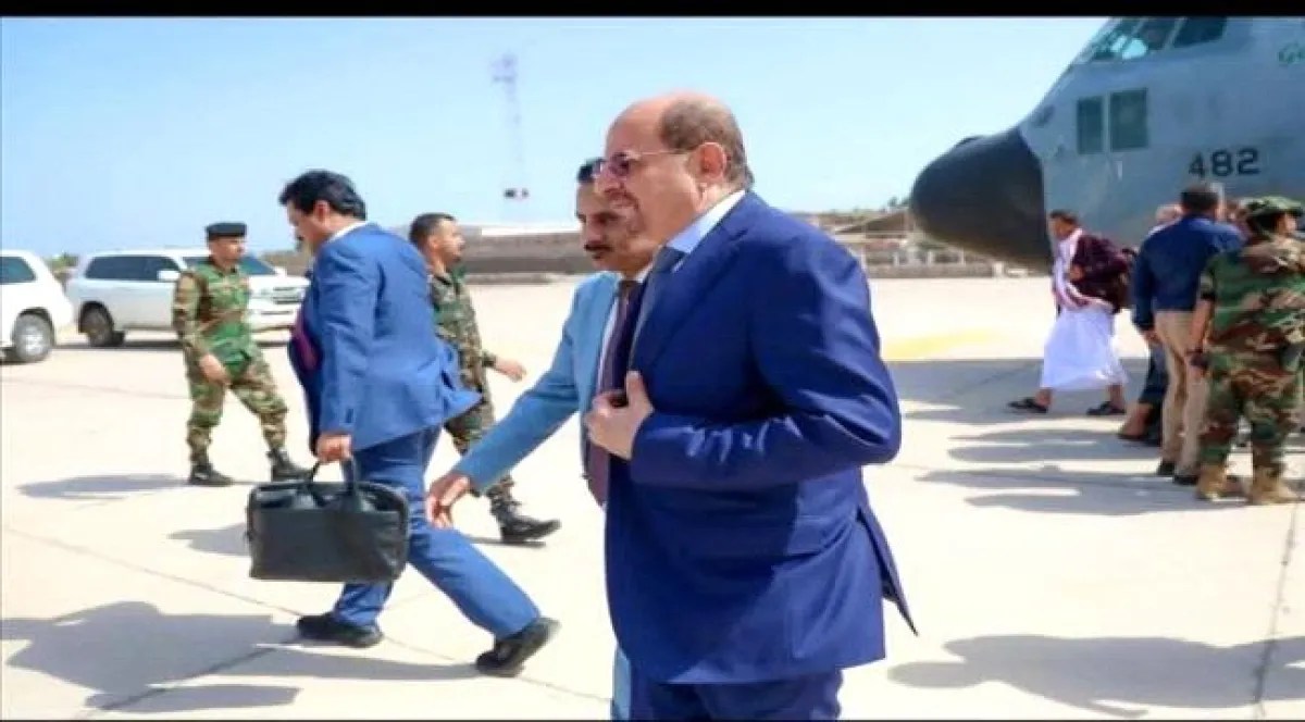وصول رئيس الوزراء اليمني إلى العاصمة عدن