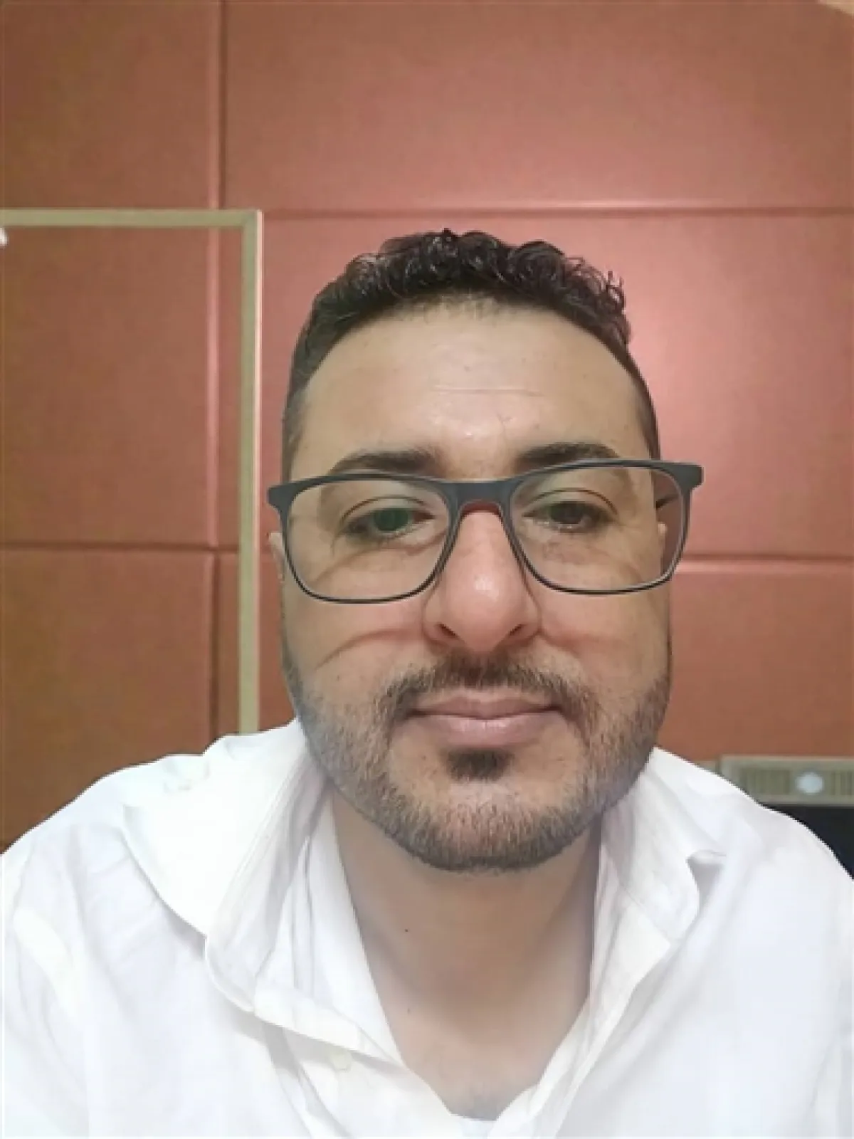 كيف تُنقل مباريات الدوري اليمني… ولماذا تظهر المشاكل؟ - مأرب الورد
