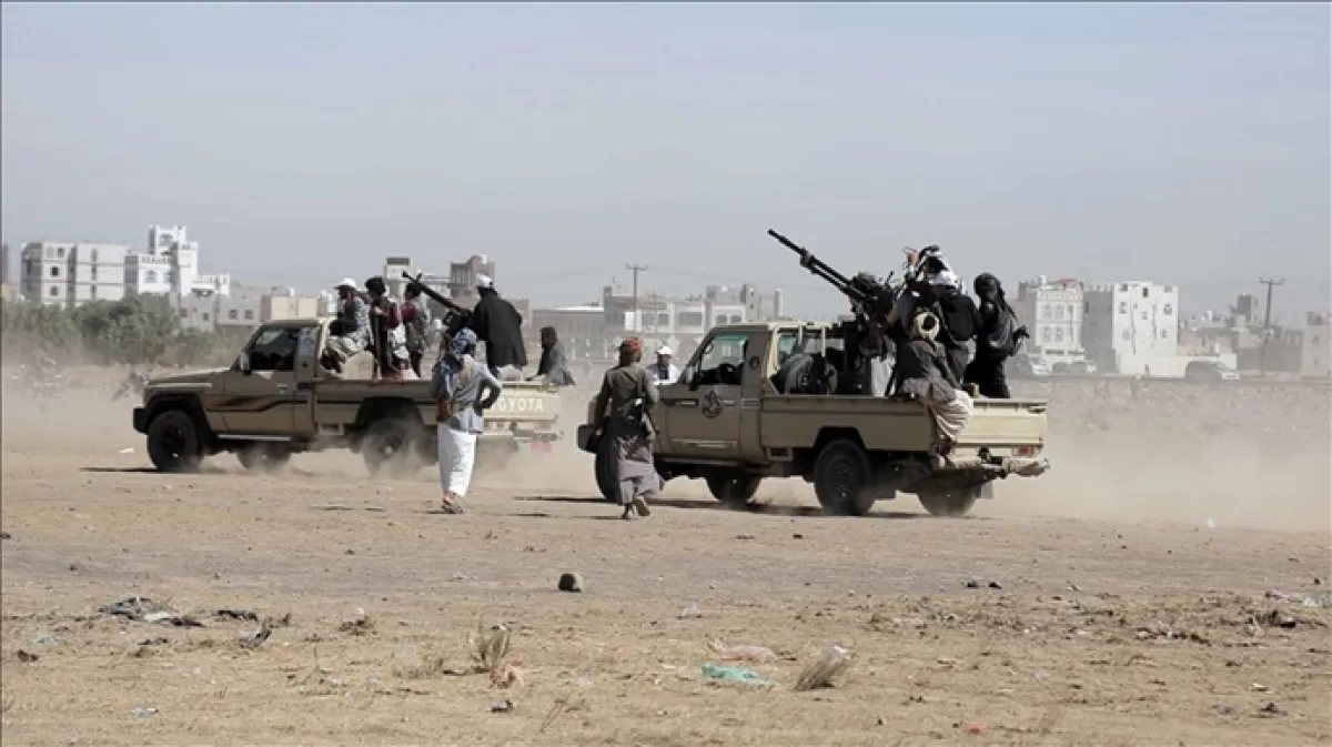 قيادي في ميليشيا الحوثي يقتل مدنيًا وطفلًا من أقاربه في صعدة
