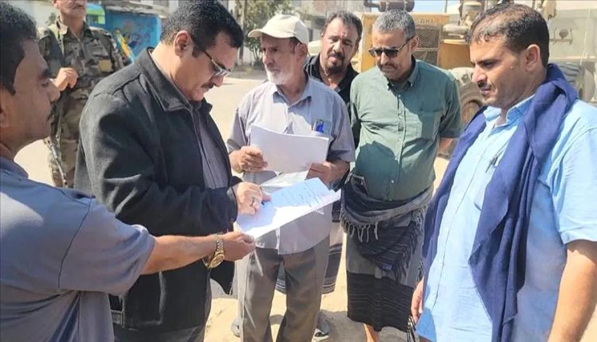 مدير المنصورة يطلق مشروع استكمال مبنى مكاتب السلطة المحلية بتكلفة تتجاوز 236 مليون ريال