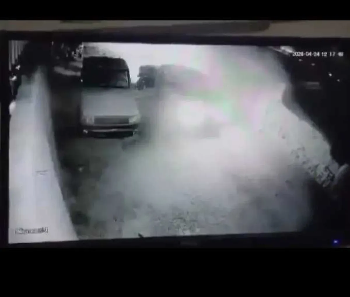شاهد.. مسلحون يغتالون مواطنًا وطفلًا بدم بارد في رازح بصعدة (فيديو)