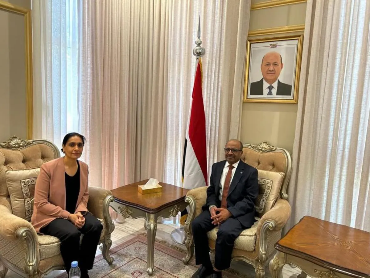 وزير النفط يبحث مع السفيرة البريطانية دعم قطاع الطاقة