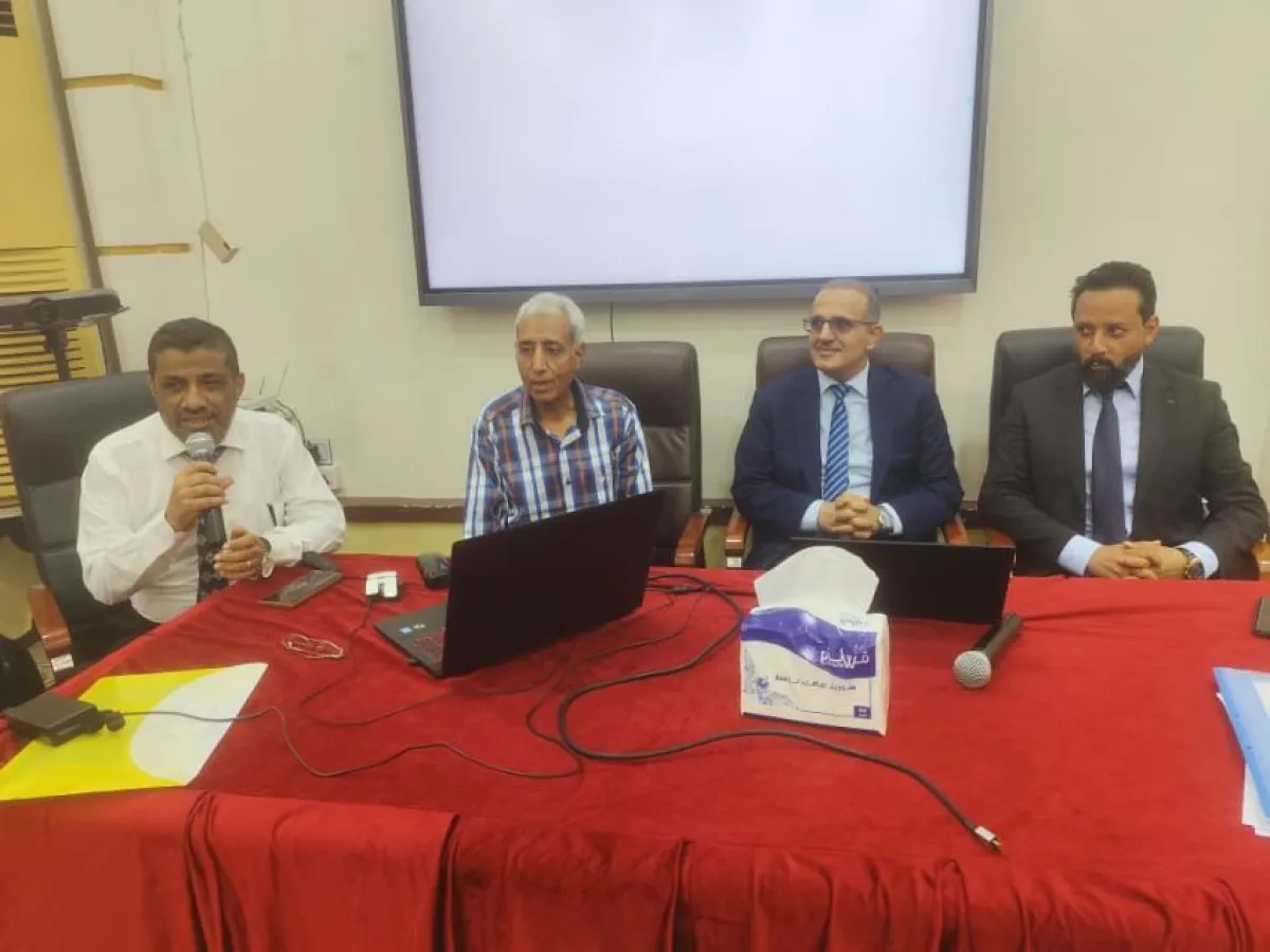 وزير الصحة يفتتح الدورة التدريبية المكثفة في ممارسات التصنيع الجيد (GMP) 