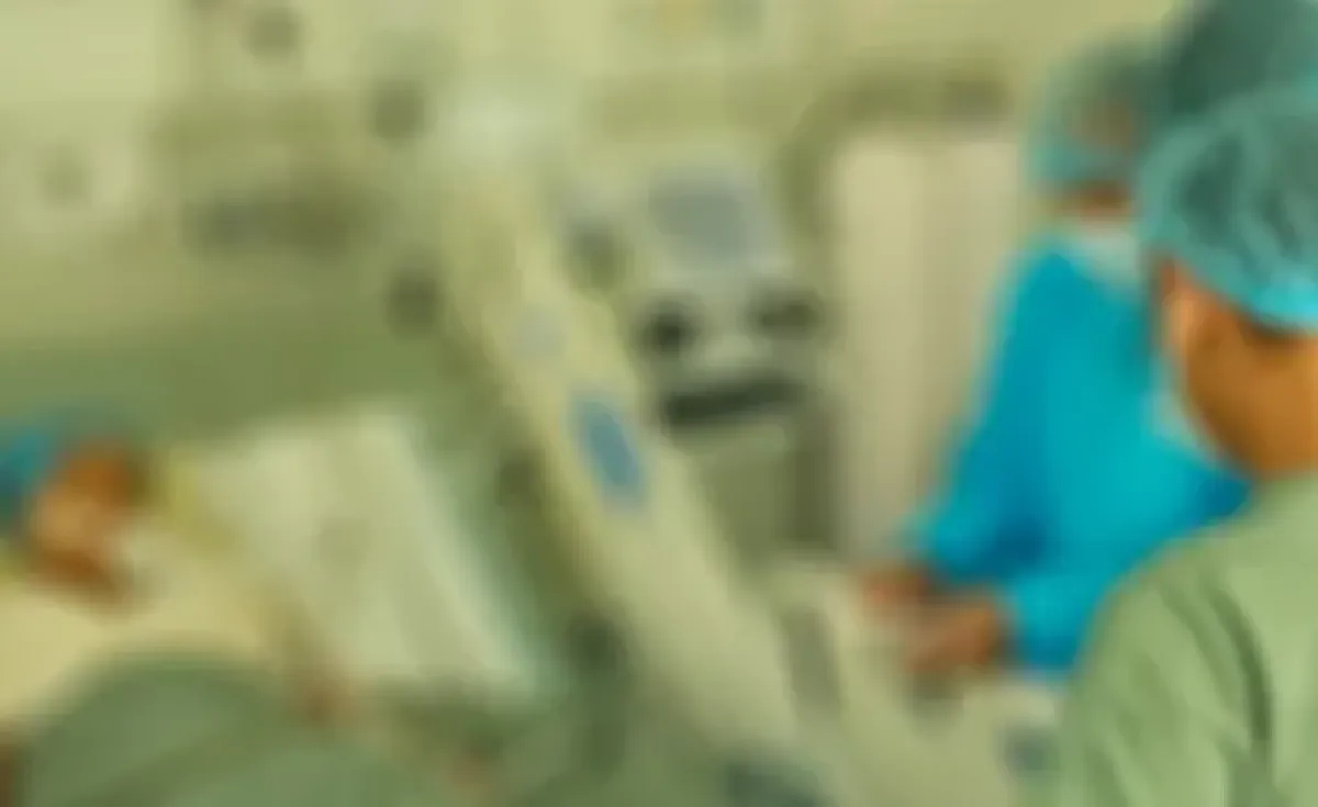 فريق طبي يمني ينجح في إجراء عمليات زراعة كبد داخل البلد