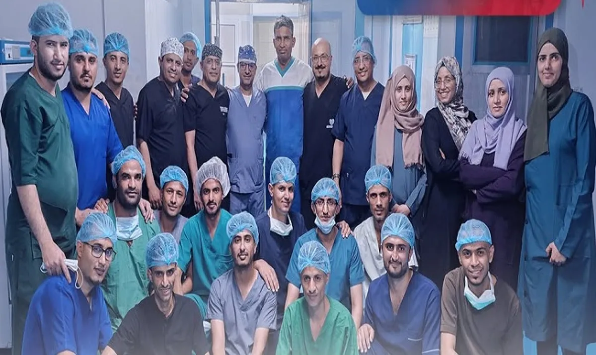لحظة تاريخية.. أطباء يمنيون بتعز ينجحون في إجراء عمليات زراعة كبد