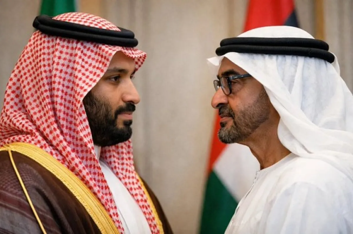 صحفي سعودي: انسحاب الإمارات من أوبك يعيد إلى الأذهان سيناريو صدام مع السعودية