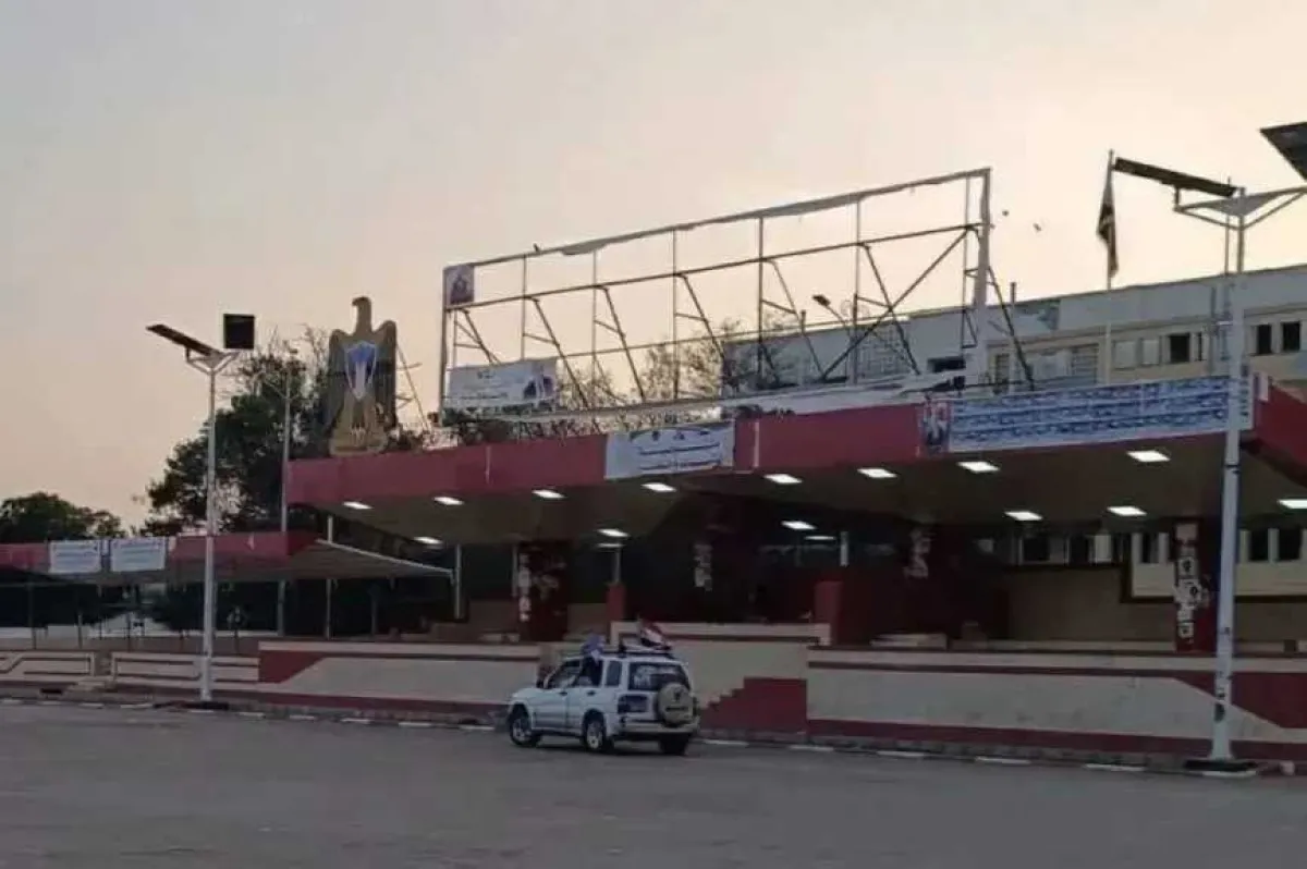 عدن تتخلص من صور الهارب عيدروس الزبيدي