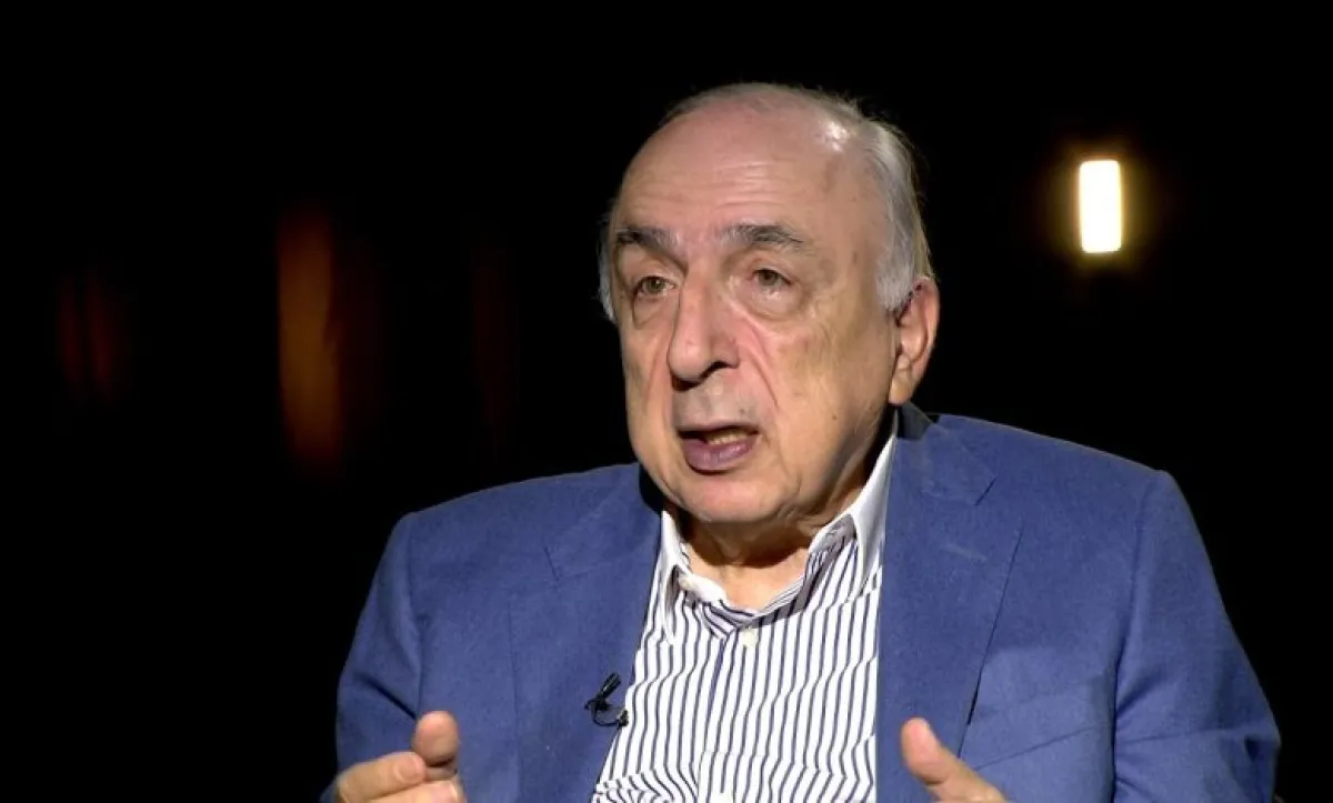 “صور العصور الوسطى”.. كاتب لبناني يهاجم تجنيد الحوثيين للأطفال في اليمن