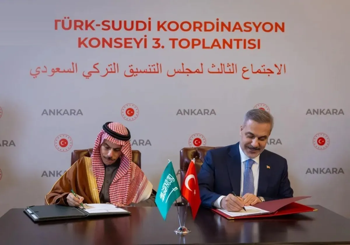 السعودية وتركيا توقعان اتفاقية الإعفاء المتبادل للجوازات الدبلوماسية والخاصة