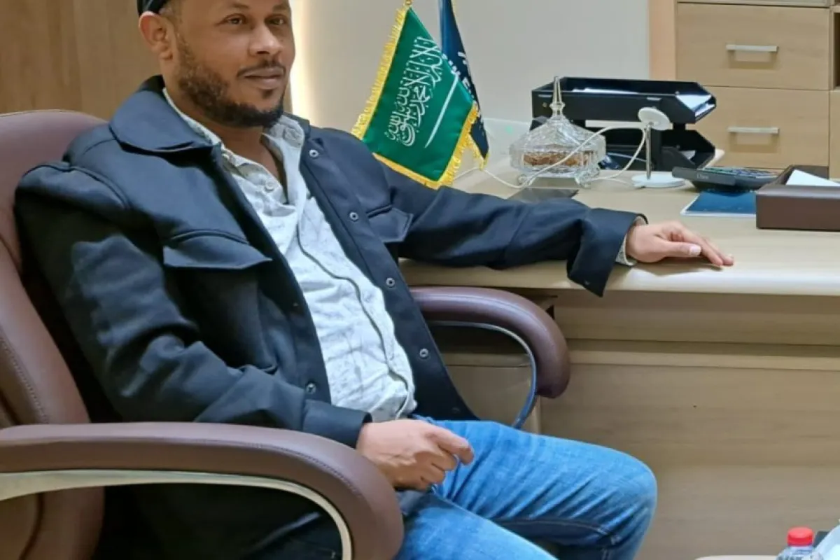 بن المغني: من يتاجرون بالوطن أوصلوا اليمن إلى الهاوية.. وعودة هادي ضرورة لا خيار