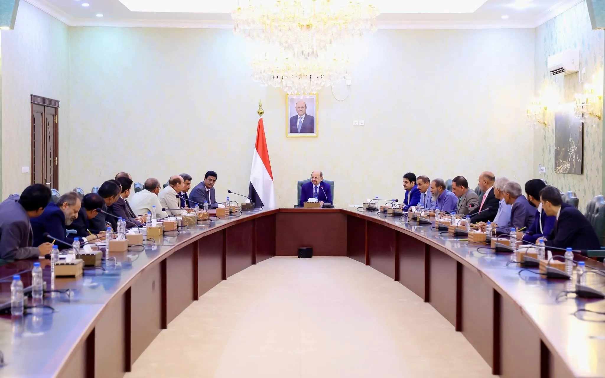 رئيس الوزراء يشدد على الدور التنسيقي الهام للأمانة العامة لرئاسة الوزراء