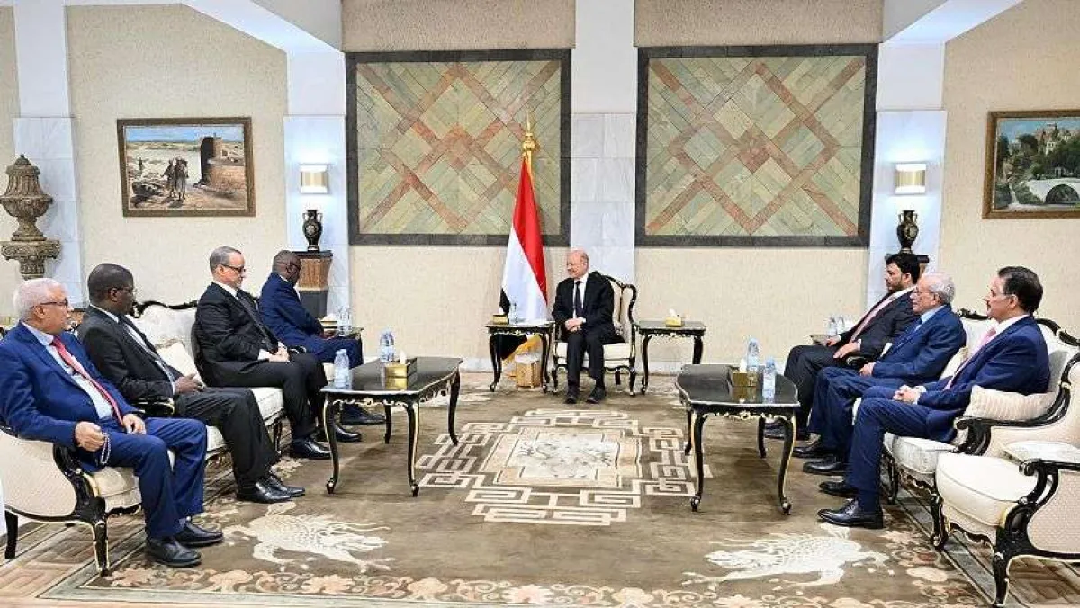 رئيس مجلس القيادة يستقبل وزير الشؤون الخارجية بجمهورية موريتانيا الاسلامية