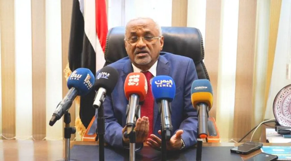 وزير الإدارة المحلية بدر باسلمه يعلن عن حزمة فعاليات لإصلاح العلاقة بين المركز والسلطات المحلية ويؤكد: "لا تنمية دون تناغم كامل"