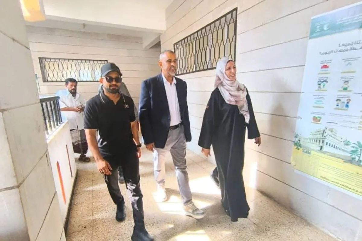 قيادة السلطة المحلية تدشن الاختبارات النهائية بمدرسة بازرعة للبنات في صيرة