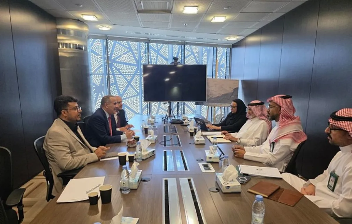 مباحثات يمنية سعودية لدعم مشاريع استراتيجية صحية في عدة محافظات