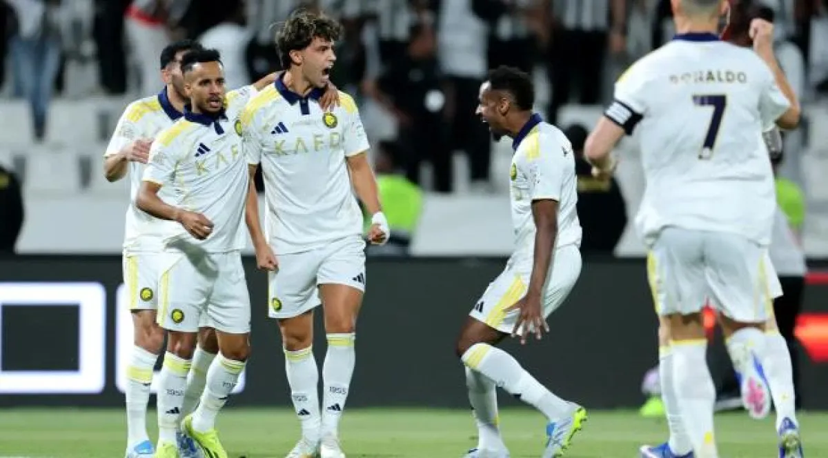 النصر يفلت من كمين الشباب بهاتريك فيليكس ويتمسك بصدارة روشن 