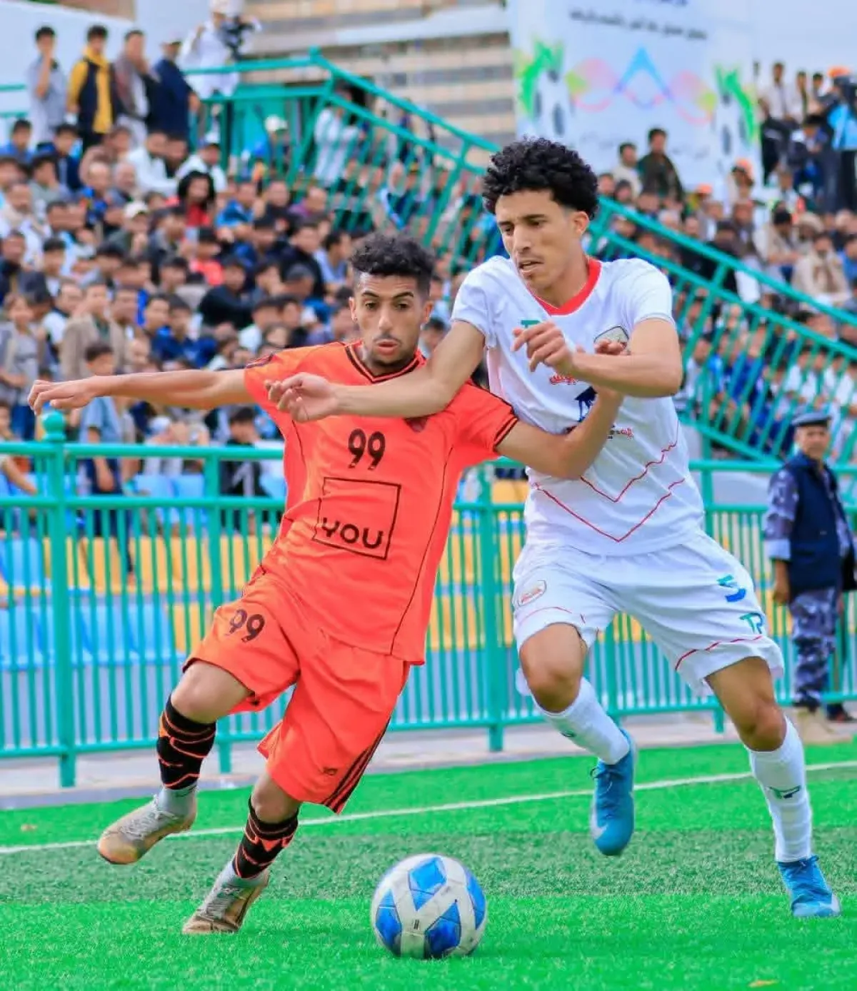 العروبة يقلب الطاولة على أهلي صنعاء ويعتلي صدارة الدوري مؤقتاً
