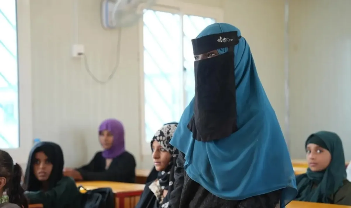 هيئة كويتية تطلق مشروعًا تعليميًا للنازحين في اليمن