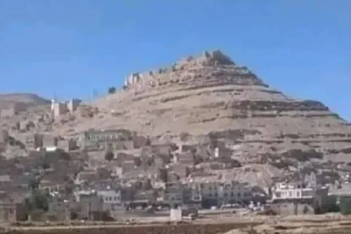 عمران..مقتل شيخ قبلي ونجله في كمين مسلح