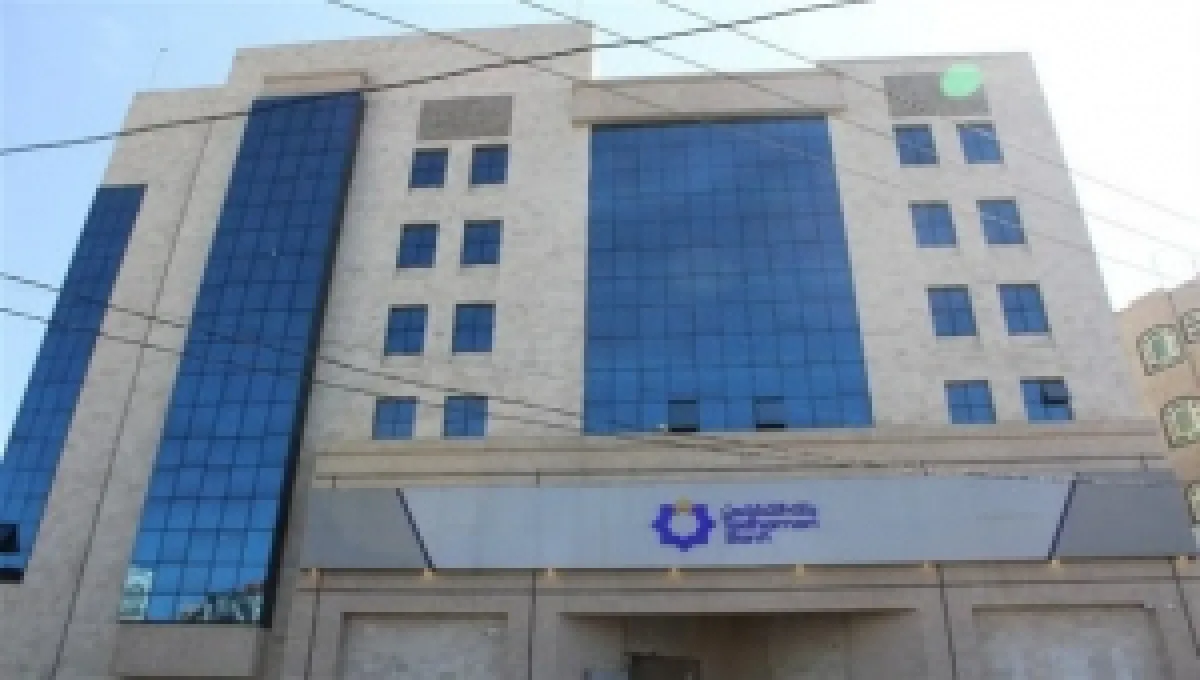 صنعاء.. الحوثيون يعلنون مصادرة عقارات وأراضي تابعة لبنك التضامن ويعرضونها للبيع في مزاد علني