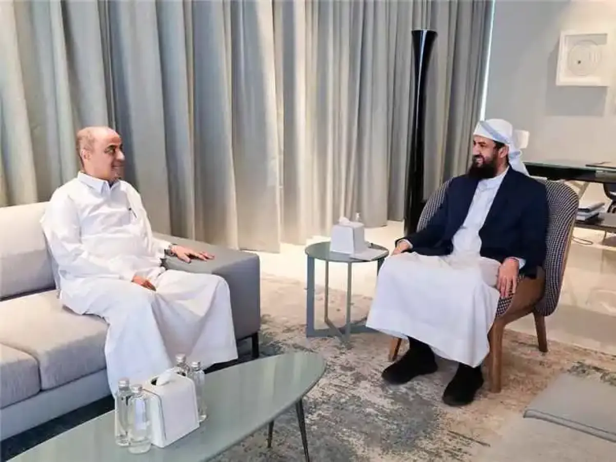 المحرّمي وبن بريك يناقشان مستجدات الأوضاع الاقتصادية والخدمية