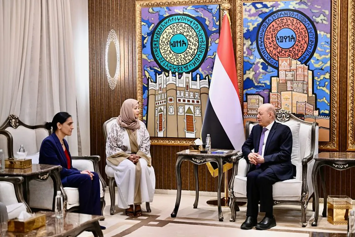 الرئيس العليمي يؤكد اولوية العمل على اغلاق ملف الوكلاء في اي اتفاق مع النظام الايراني
