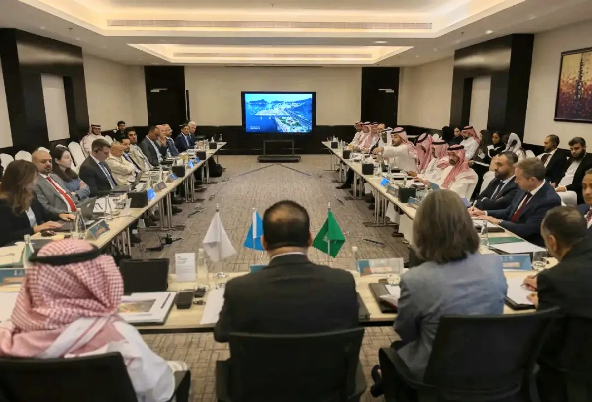 البرنامج السعودي والبنك الدولي يعقدان اجتماعاً رفيع المستوى لدعم قطاع الكهرباء في اليمن