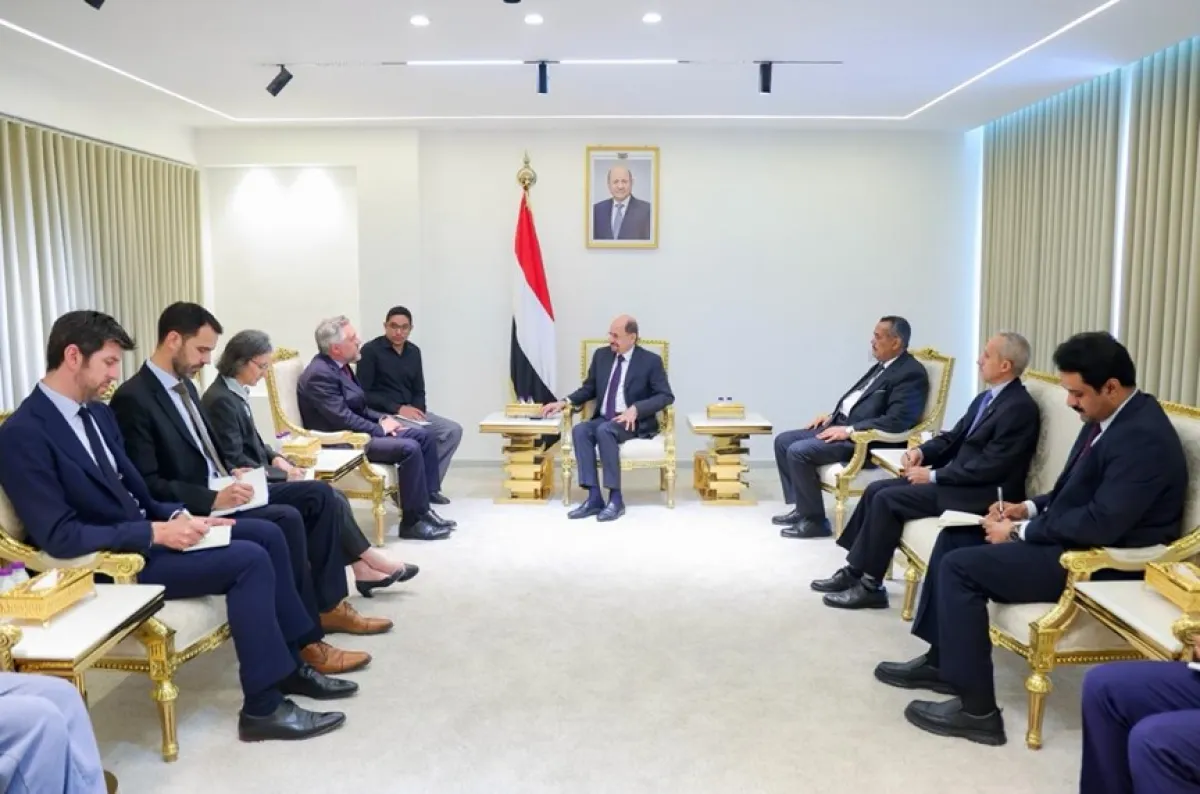 الزنداني يؤكد حرص الحكومة على تعزيز التعاون مع الاتحاد الاوروبي وفرنسا