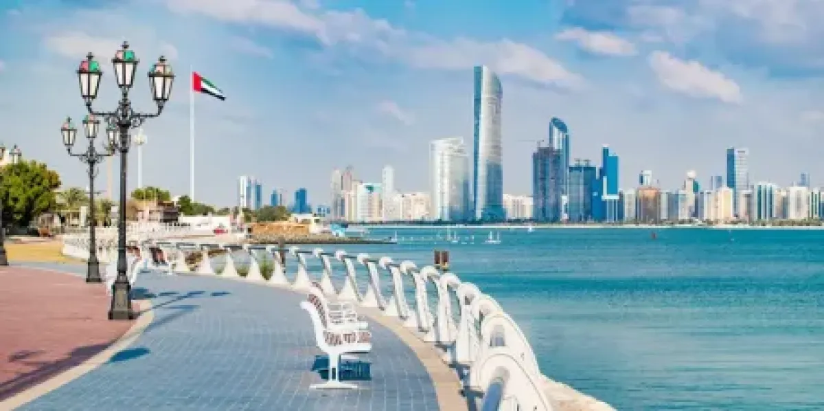 الإمارات تدين اختطاف ناقلة نفط قبالة اليمن وتؤكد تضامنها مع مصر