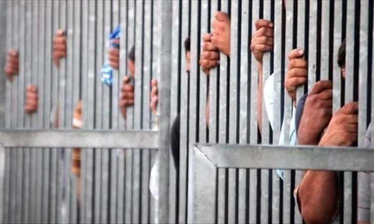 اعتراف حوثي يكشف أوضاعاً مأساوية داخل سجون الحديدة