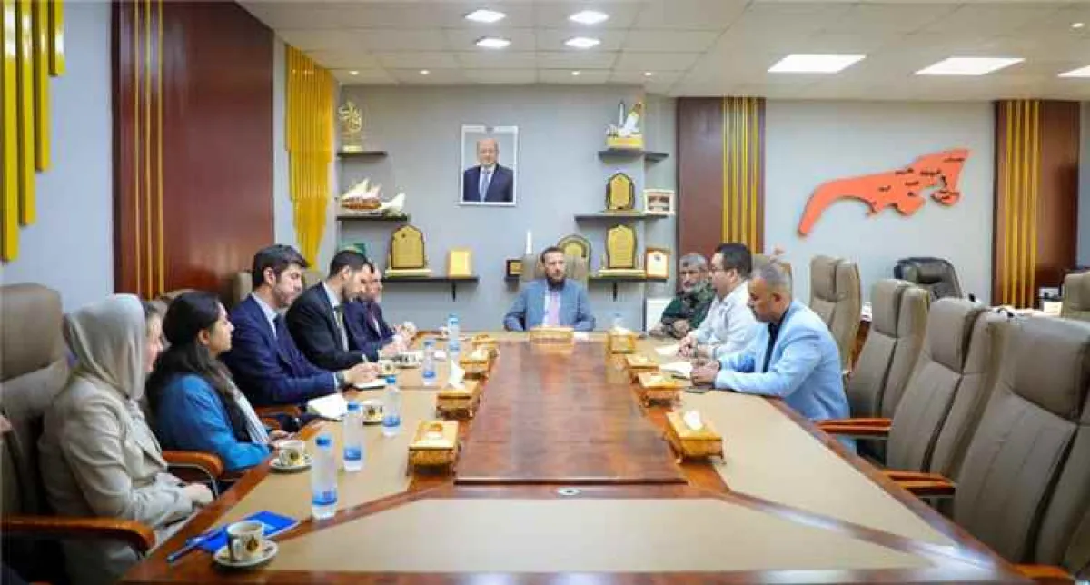 الاتحاد الأوروبي يؤكد استمرار دعمه لجهود الاستقرار وتحسين الخدمات في العاصمة المؤقتة عدن