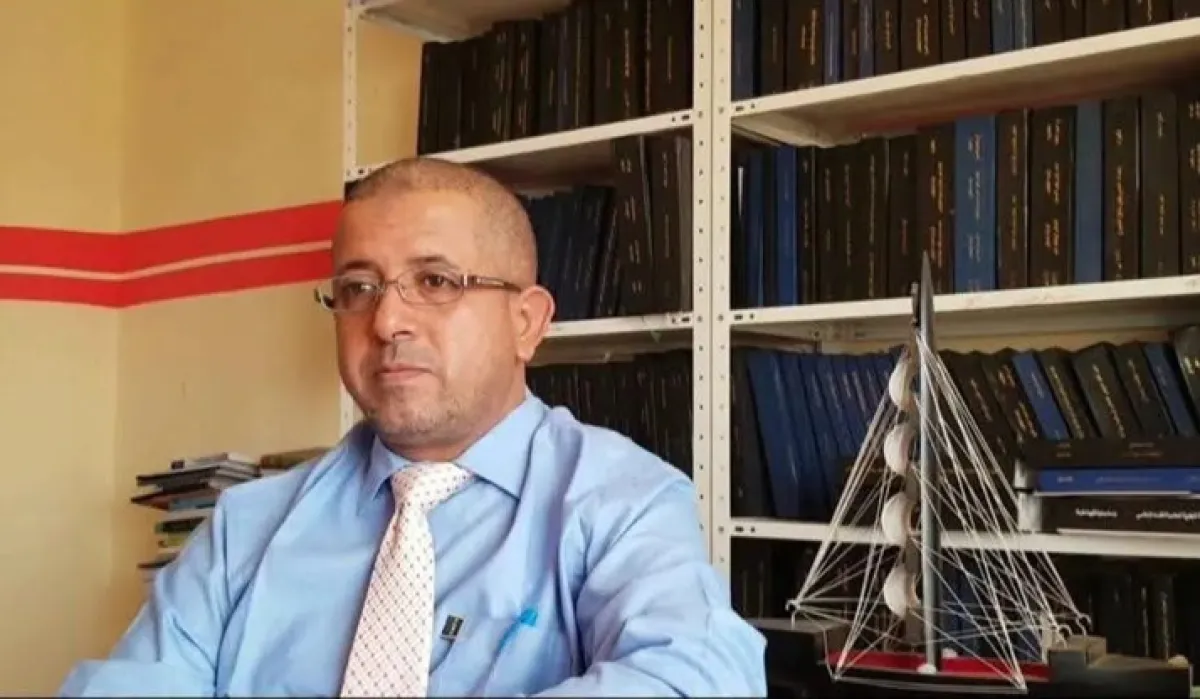 من محضر التحقيقات.. الكشف عن أسماء المتهمين باغتيال الشاعر والجهات التي يتبعونها 