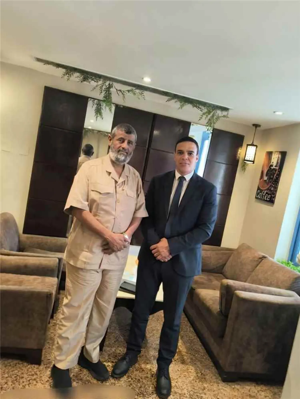 اللواء الجمالي والملحق العسكري الفرنسي يبحثان تعزيز التعاون الأمني ومكافحة التهريب