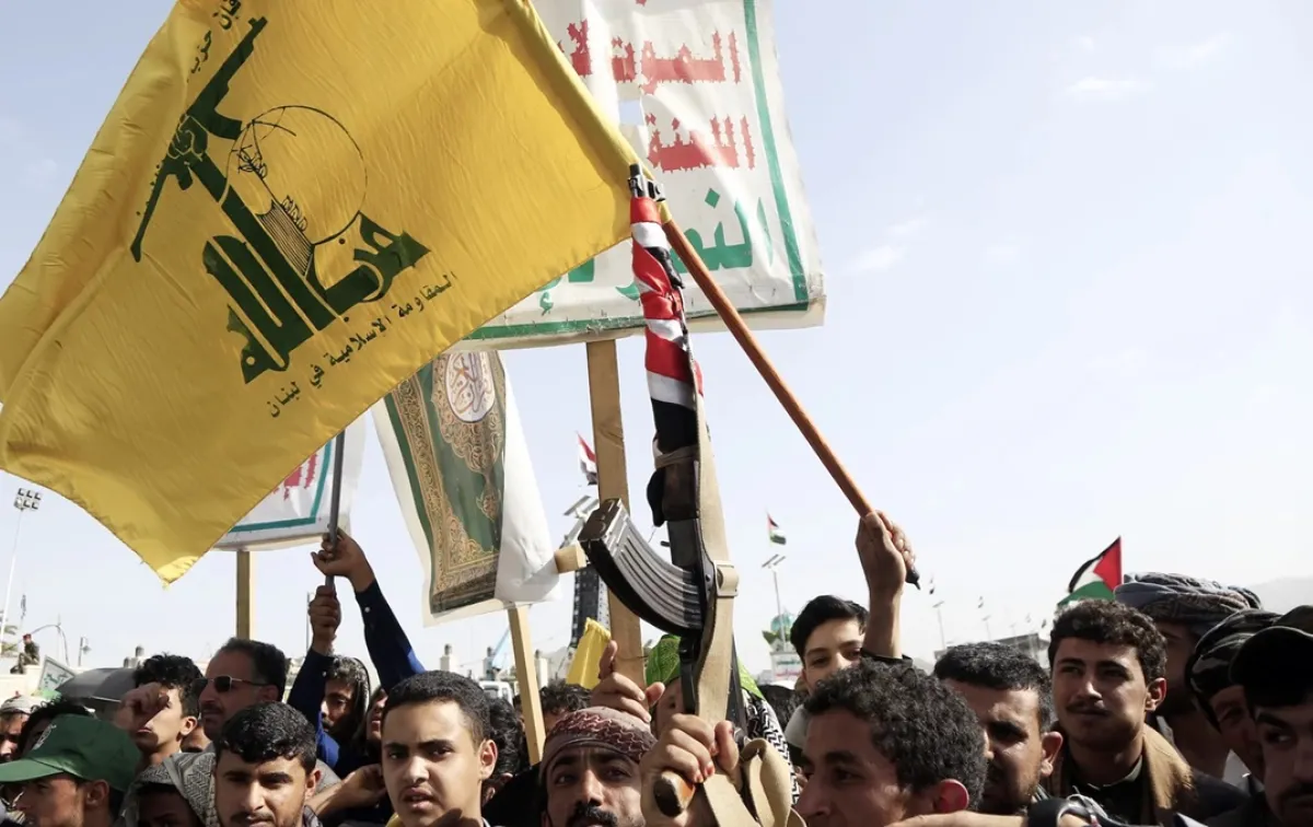 تقارير: مقتل 43 عنصراً من جماعة الحوثي في غارات إسرائيلية على لبنان