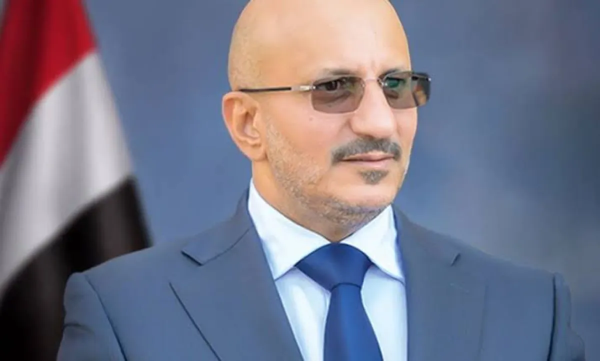 طارق صالح يعلن مساهمة بمليار ريال لدعم جرحى الجيش والمقاومة في مأرب