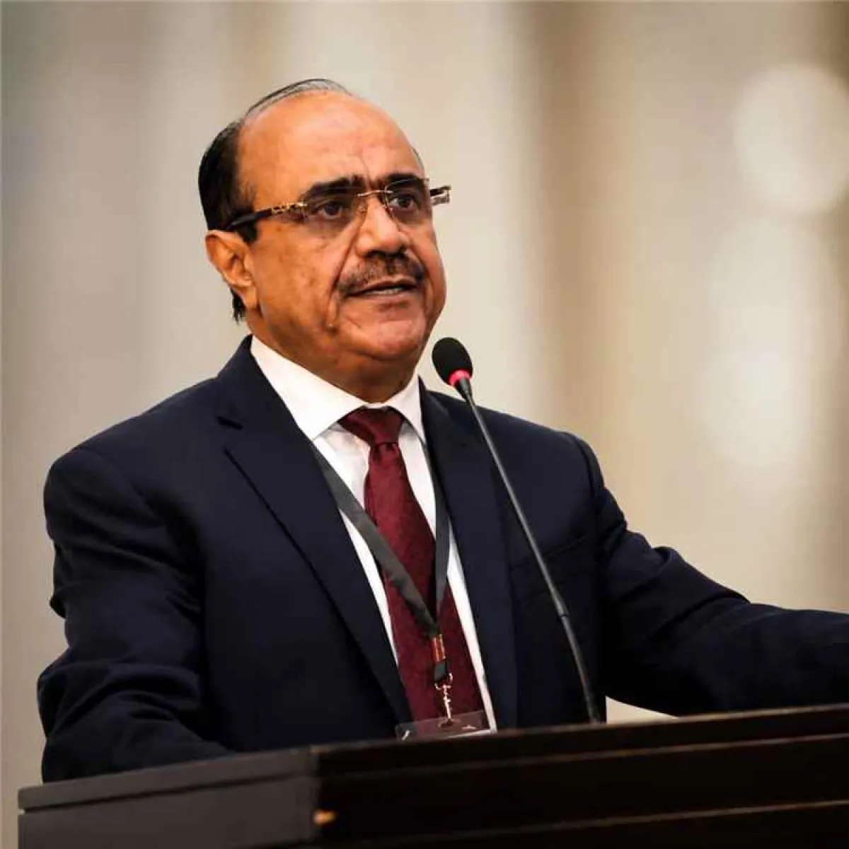 وزير يمني سابق يدعو لإحياء ذكرى 22 مايو في قلب عدن 