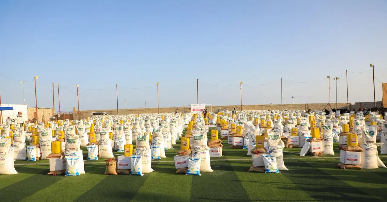 حضرموت.. صلة للتنمية تدشن مشروعاً إغاثياً للتخفيف من آثار المنخفض الجوي بالريدة وقصيعر بتمويل هولندي