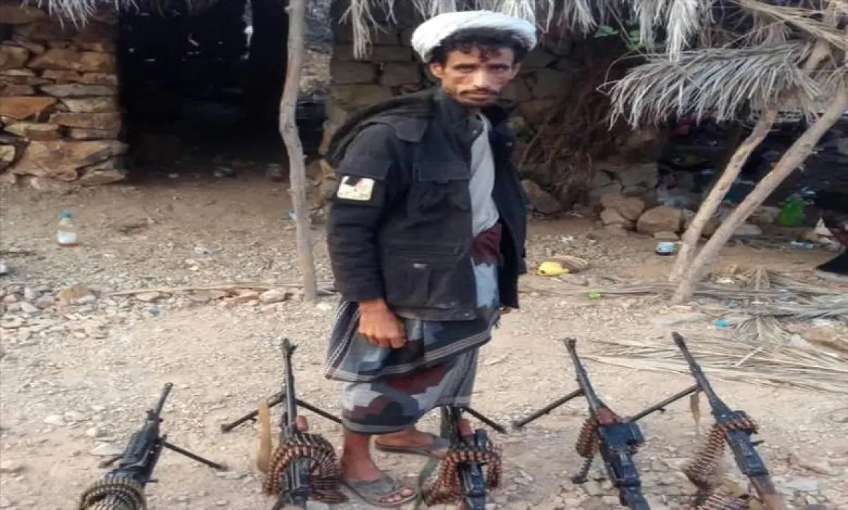 قبائل المشاولة تسلّم المطلوب الأمني أحمد حيدر لأمن الوازعية