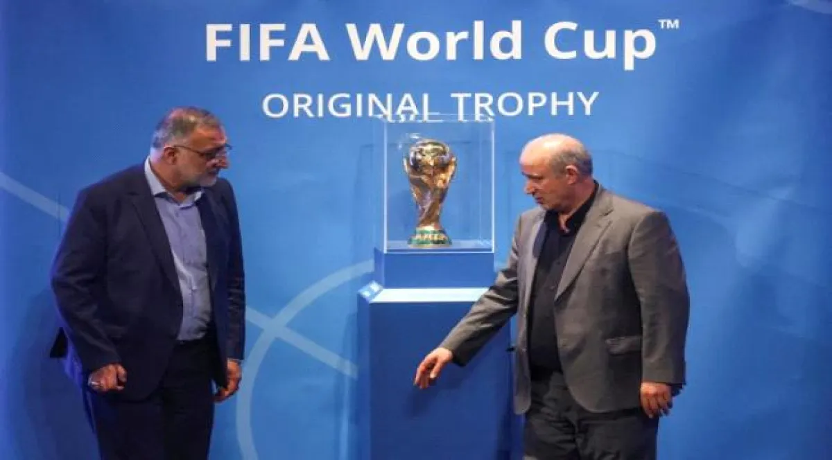 "فيفا" يتحرك لتبديد الشكوك حول مشاركة إيران في المونديال