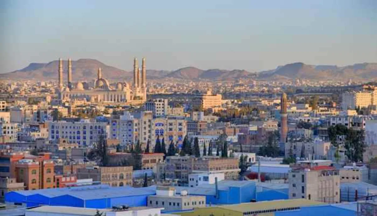 مليشيا الحوثي الإرهابية تختطف صحفيًا من منزله في صنعاء
