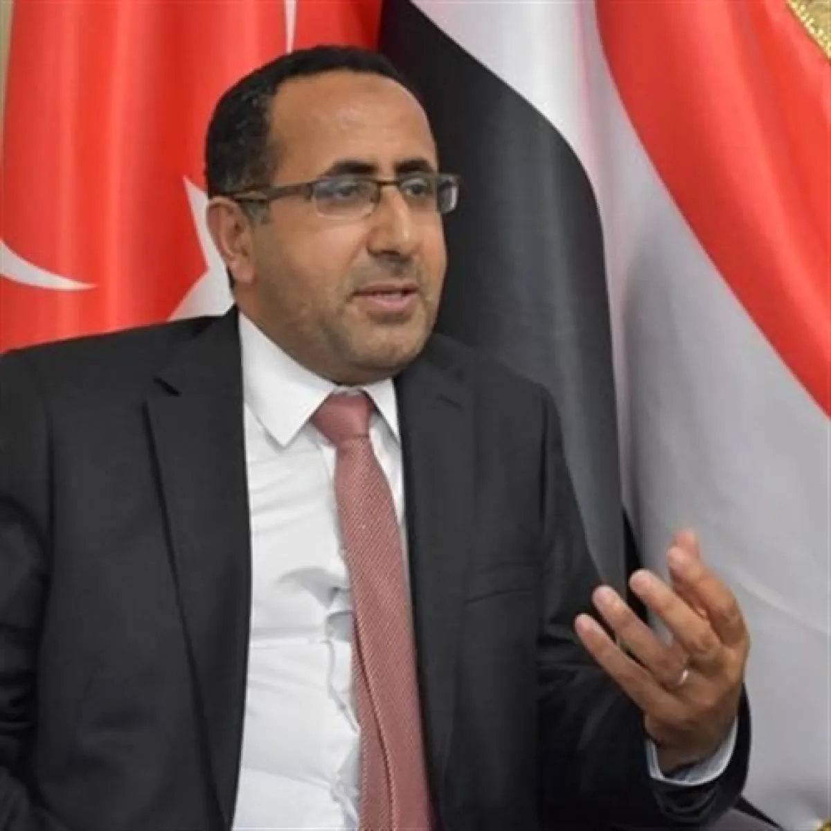 حين يغضب اليمنيون لقضية فردية ويصمتون أمام جراح وطن.. ماذا فعلت الحرب بضمير المجتمع؟ - صالح الجبري