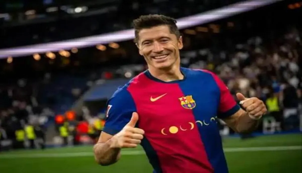 ليفاندوفسكي يعلن رحيله عن برشلونة نهاية الموسم الحالي
