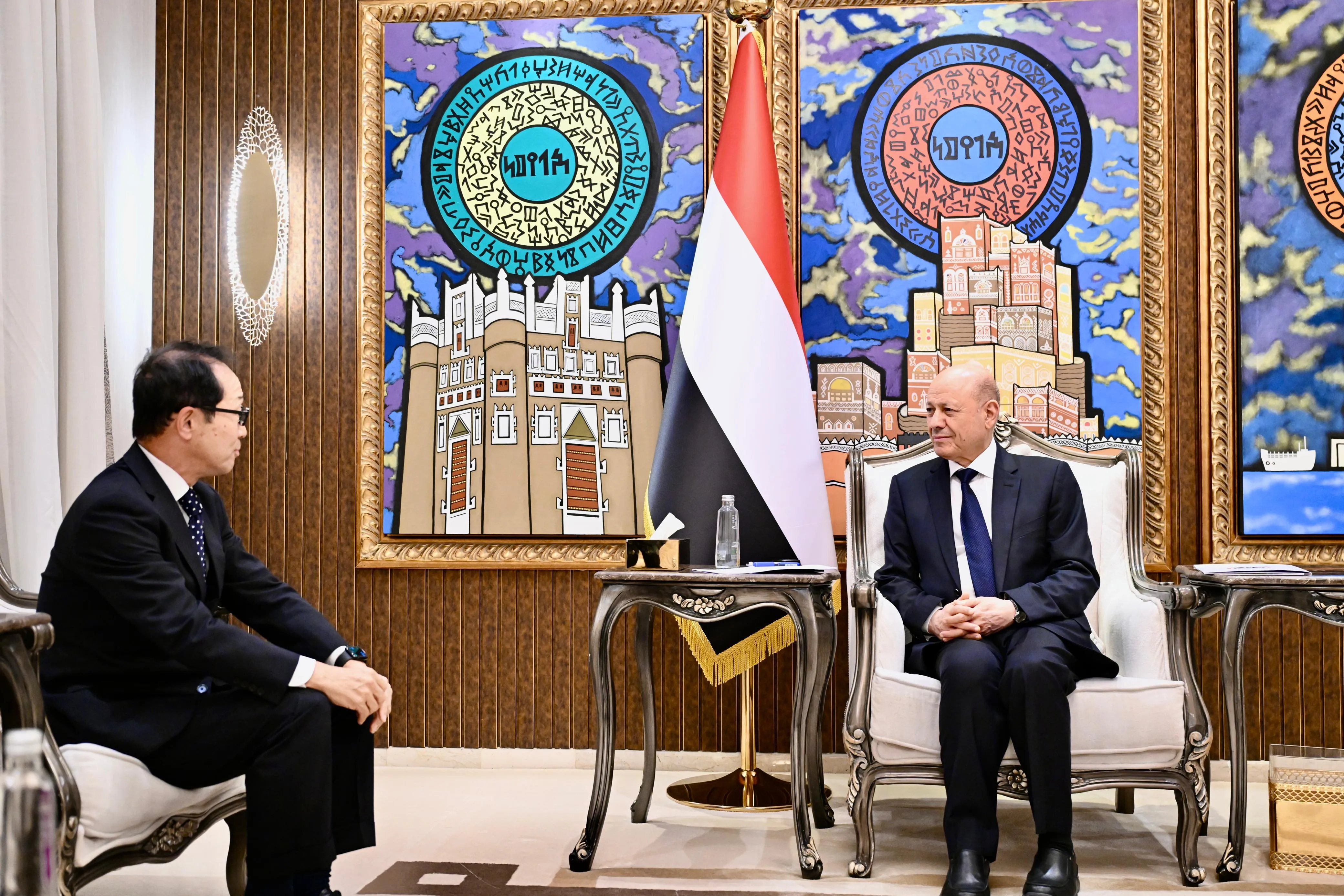 الرئيس العليمي: أمن باب المندب قضية عالمية تمس المصالح اليابانية 