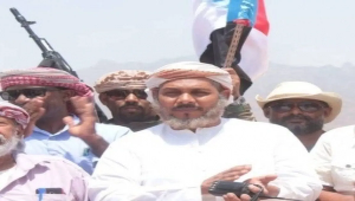 مغادرة محافظ سقطرى على وقع توتر وهجوم للانتقالي استهدف قوات سعودية