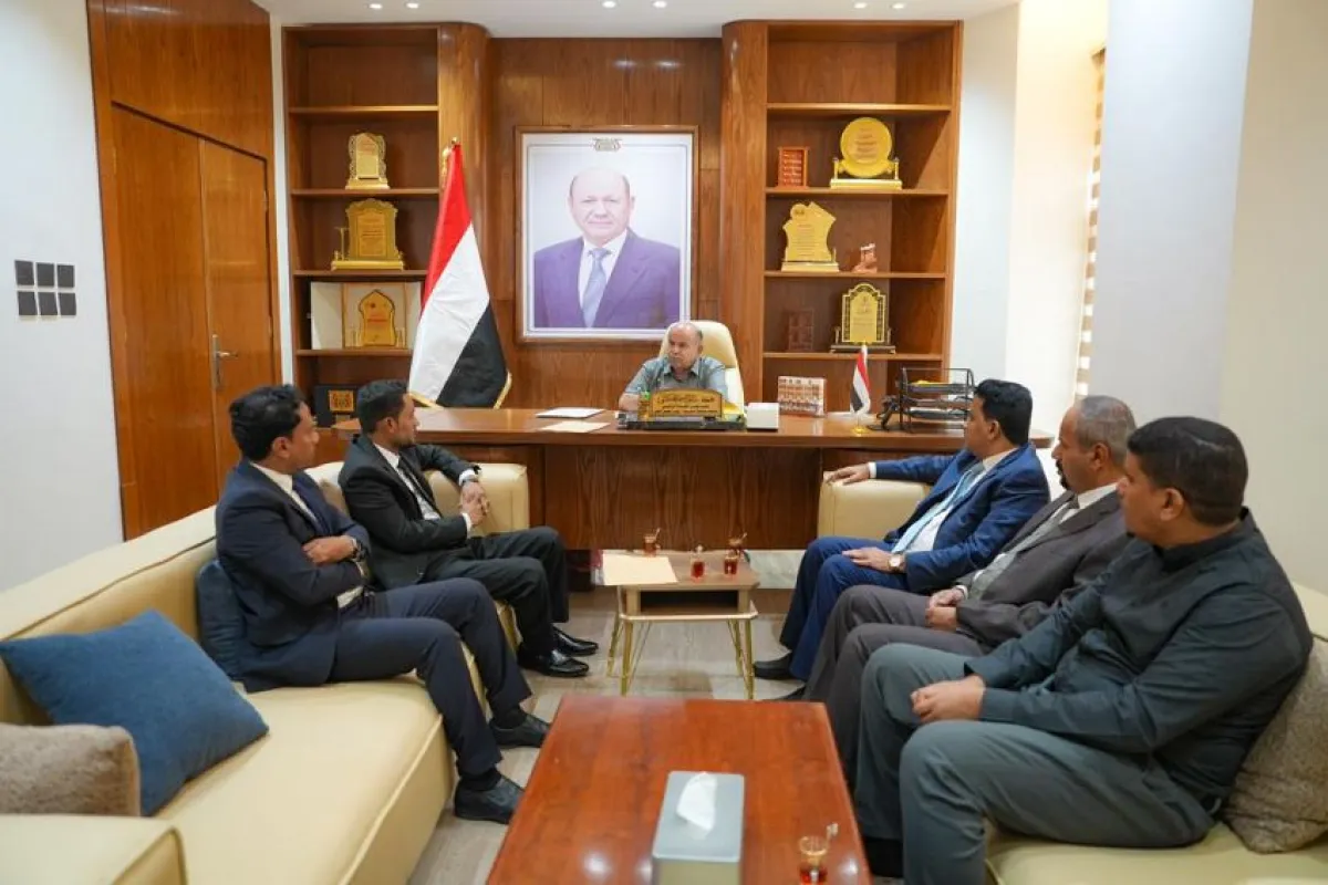 الخنبشي يؤكد تكامل الإعلام والمجتمع والرياضة في تعزيز السلام والتماسك بحضرموت
