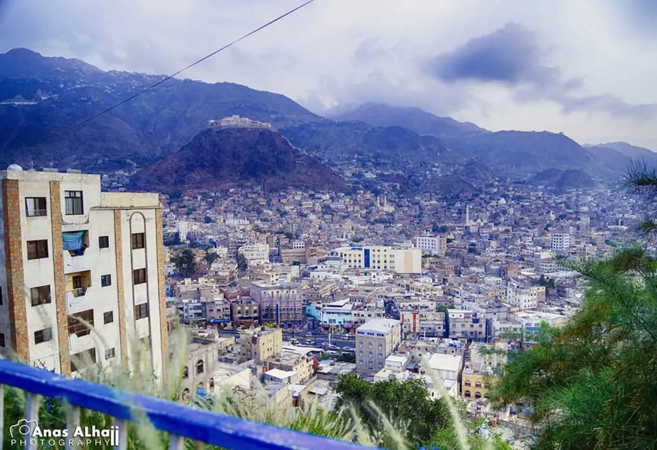 صدمة كبيرة في تعز.. وفاة مغترب ووفاة ابنته عقب تلقي الخبر