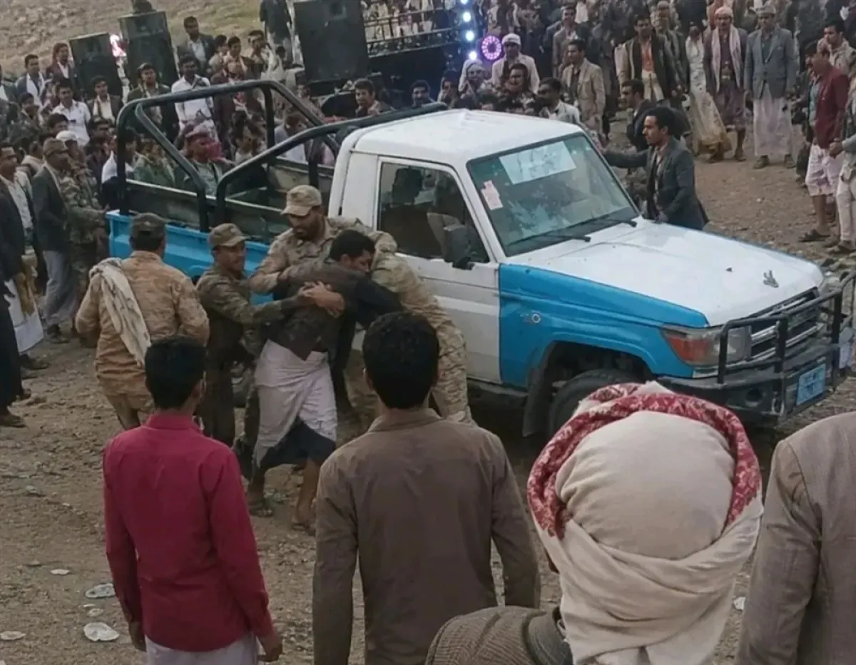 مليشيا الحوثي تقتحم حفل زفاف في حجة وتختطف ثلاثة من أبناء المنطقة