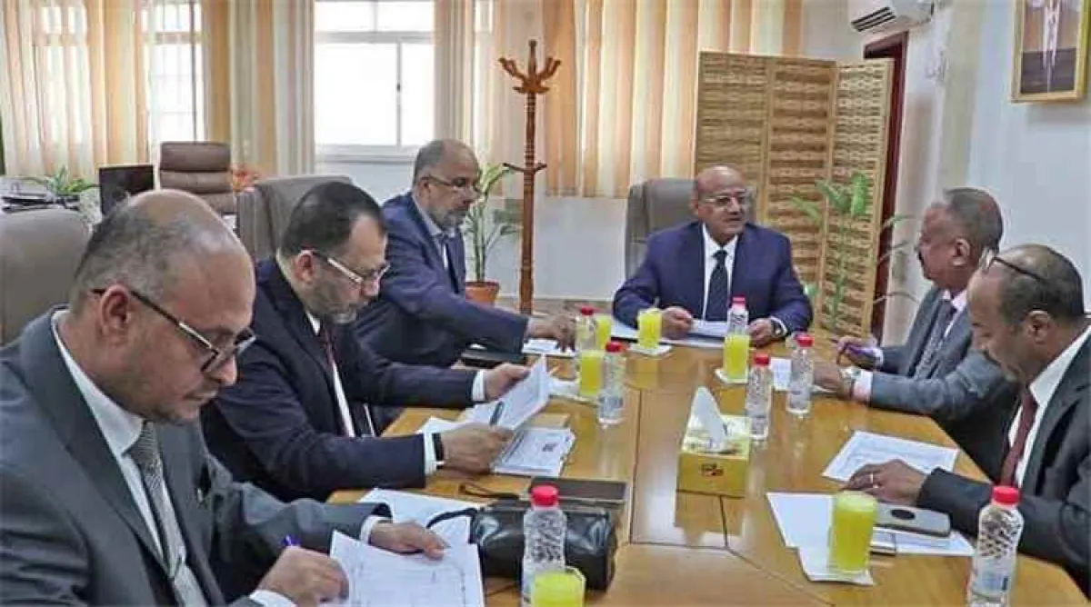 انعقاد اجتماع خاص لبحث المعالجات العاجلة لأوضاع الكهرباء في العاصمة المؤقتة عدن والمحافظات المحررة
